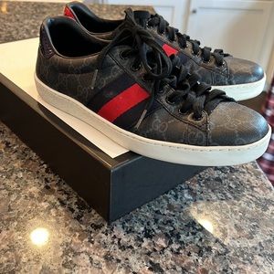 Gucci sneakers. Worn 3 times. Like new.